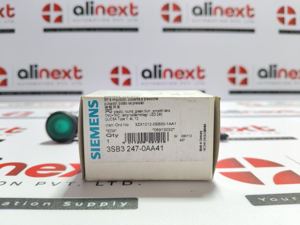 Siemens 22mm Illuminated Green Pushbutton Assembly 3SB3 247-0AA41