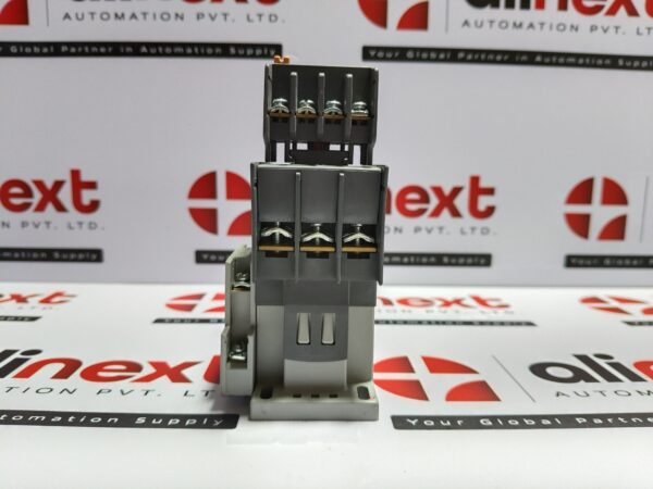 Hyundai Contactor with Auxiliary Contact Block UMC 25