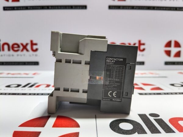 Hyundai UMX 31 Contactor Relay 20A 750VAC Coil 110V