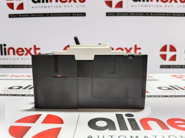 Hyundai HGM30S-F Circuit Breaker HGM 30S 3Pole 32Amp