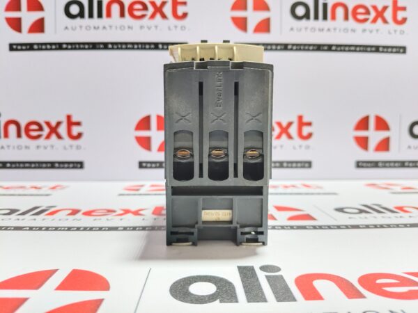 Schneider Contactor LC1D40A 3 Pole