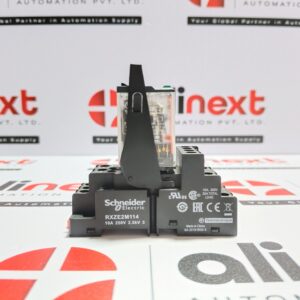 Schneider Electric/Telemacanique Relay RXM4AB2BD with Socket RXZE2M114