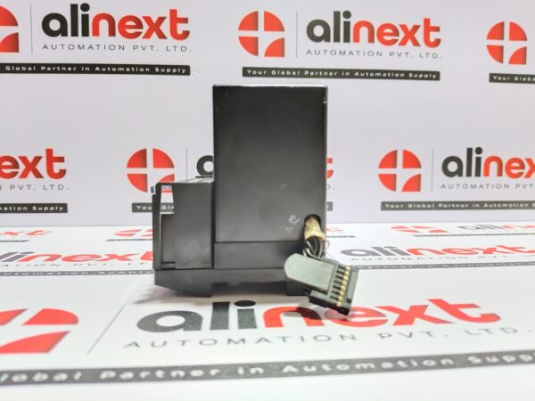 2x GE Fanuc IC670MDL930CAK Module With IC670CH01CAG Barrier