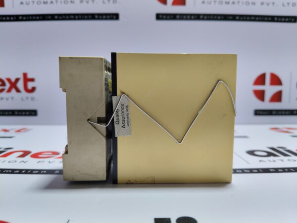 Carlo-Gavazzi-Timer-S102-166-924-24V-AC115-230V-1-10-Min