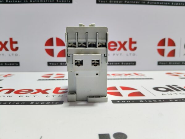 Carrier-Transicold-10-00431-01-Contactor-30A-Cat-100356-Ser-A-24V-DC
