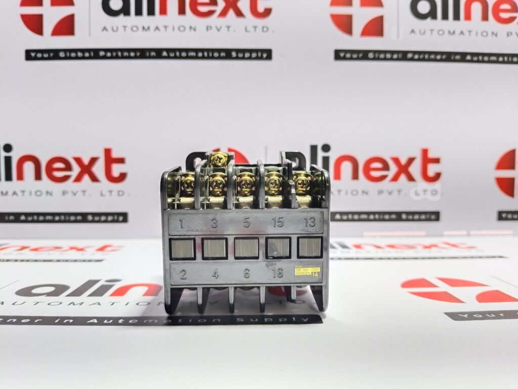 Fuji-Electric-SRC3631-5-1-Magnetic-Contactor-220-V