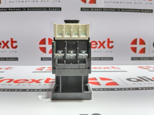 Hyundai Electric HGC40 Magnetic Contactor 60A 400V 50HZ 440V 60HZ