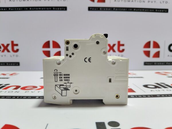 Siemens 5SJ63 MCB C6 Circuit Breaker 3-Pole 400V