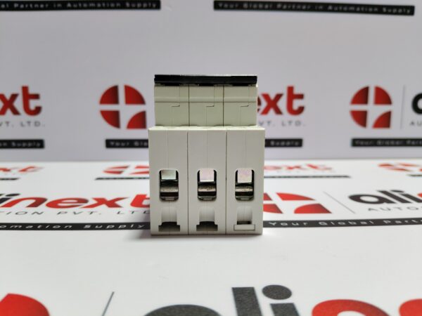 Siemens 5SJ63 MCB C6 Circuit Breaker 3-Pole 400V