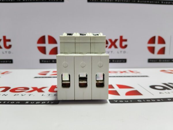 Siemens 5SJ63 MCB C6 Circuit Breaker 3-Pole 400V