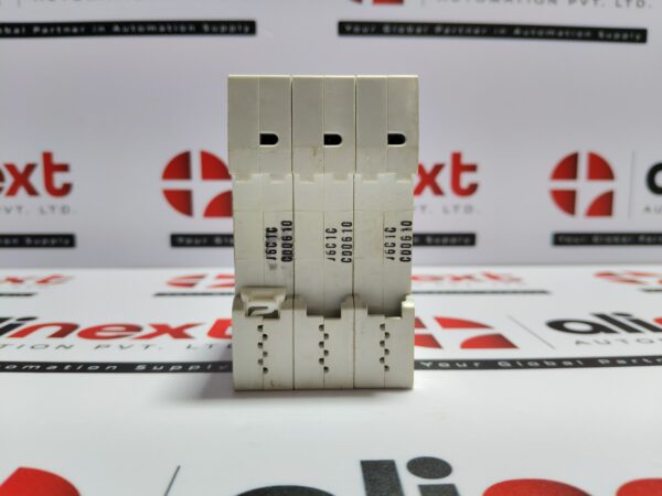 Siemens 5SJ63 MCB C1 Circuit Breaker 3-Pole 400V