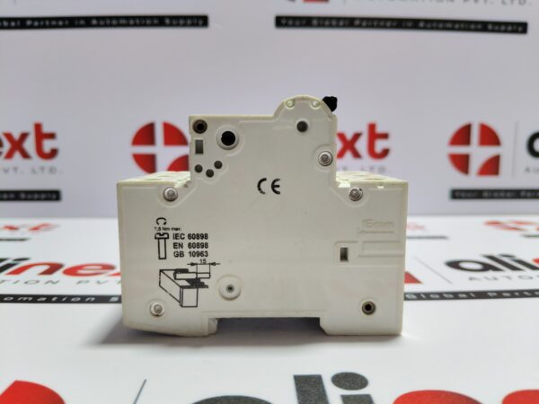 Siemens 5SJ63 MCB C1 Circuit Breaker 3-Pole 400V