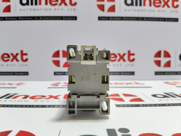 Hyundai HMX 22 Control Relay