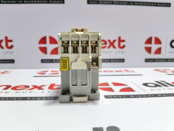 Hyundai HMX 22 Control Relay