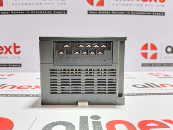 GE VersaMax IC200UER008-B Micro Expansion Unit IC200UER008B