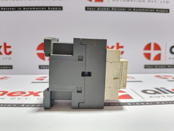 Telemecanique LC1D09 Contactor Schneider Electric Coil 220V