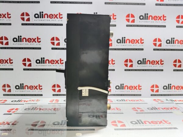 Terasaki TL-800F 3 Pole Curcuit Breaker 700 Amp