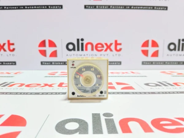 Autonics AT11D timer 0-5 Hrs DC 24V 3A 250VAC