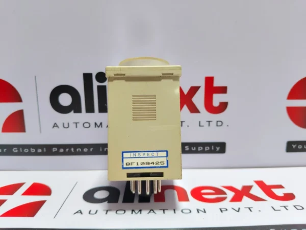 Autonics AT11D timer 0-5 Hrs DC 24V 3A 250VAC