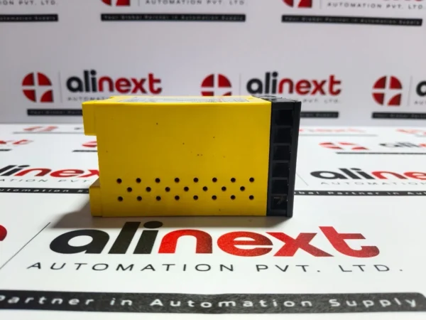 Bender AGH150W-4 coupling device DC 0-1.76 kV (crack)