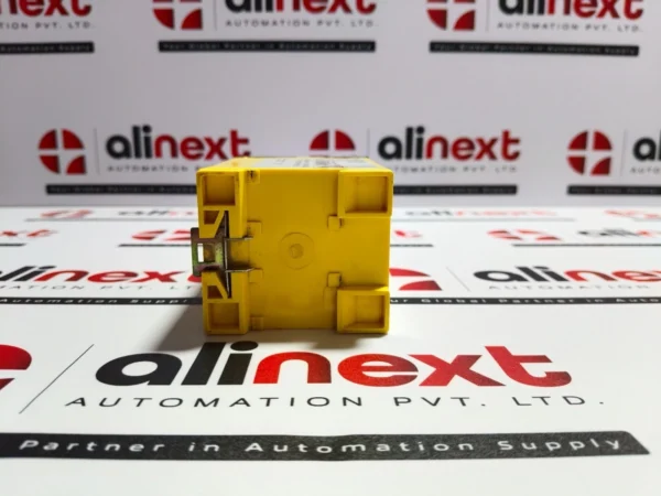 Bender AGH150W-4 coupling device DC 0-1.76 kV (crack)