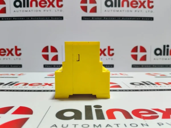 Bender IR470LY2-6013 insulation monitoring device D23 V1.5.