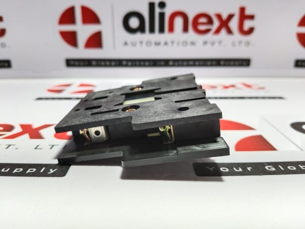 Fuji Electric P1302.650 Auxiliary Contact Block