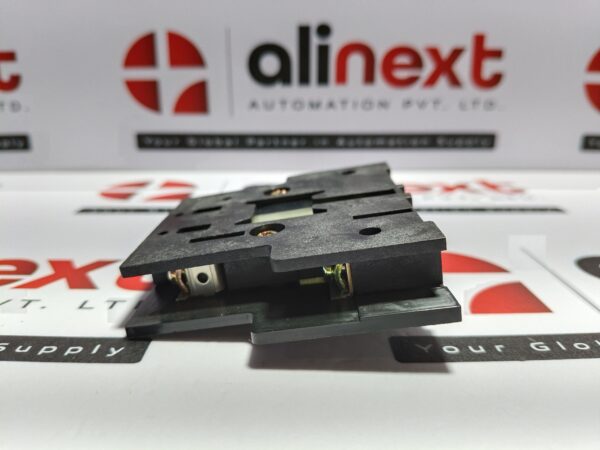 Fuji Electric P1302.650 Auxiliary Contact Block