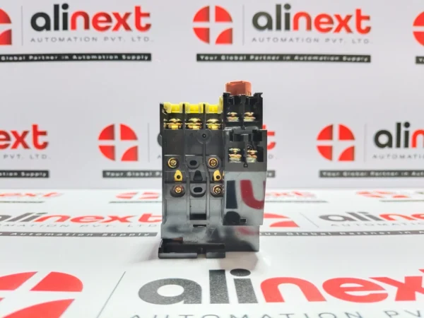 Hyundai HOR 1K Thermal Overload Relay Rang 14 to 18 “Slightly crack’’