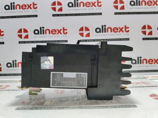 Square D HJ 060 PowerPact HJA36015CA molded case circuit breaker 15A|600VAC|3P