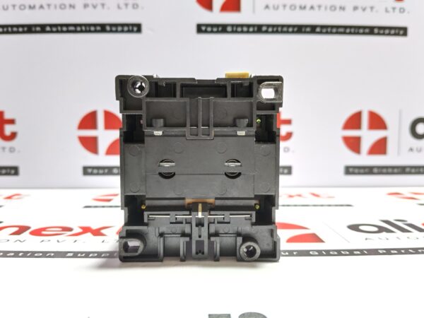 Fuji Electric SC-2N magnetic contactor 60A Coil 380-440v 50/60Hz