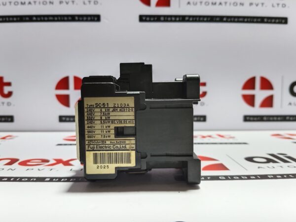 Fuji Electric SC-5-1Z magnetic contactor 103A/220-440V