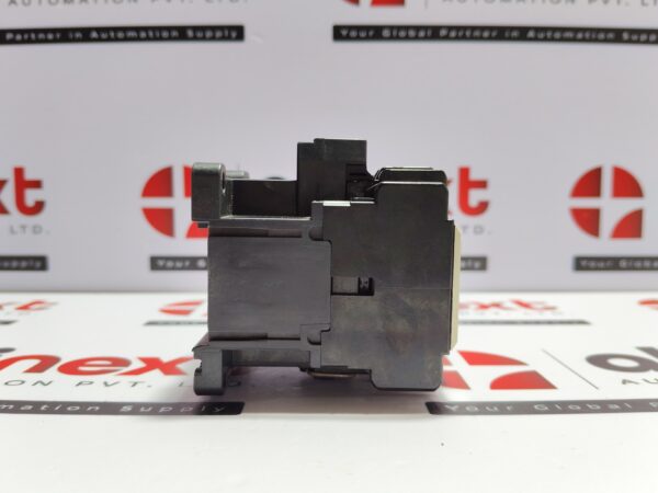 Fuji Electric SC-5-1Z magnetic contactor 103A/220-440V