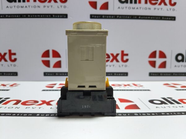 Omron H3BA solid-state multi-functional timer 0 to 10 sec. 5A 250V