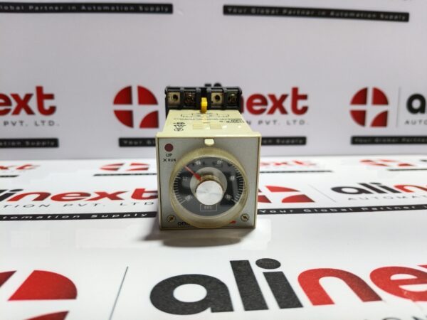 Omron H3BA-8 timer 0-1 sec