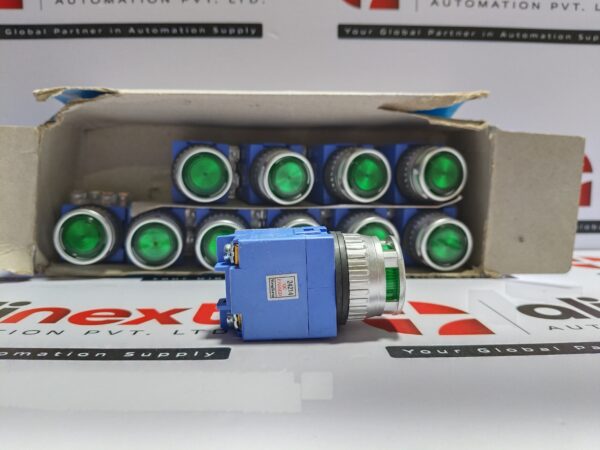 Lot Of 10xYongsung Electric YSNPBL3-024 illuminated push button switch AC250V|6A