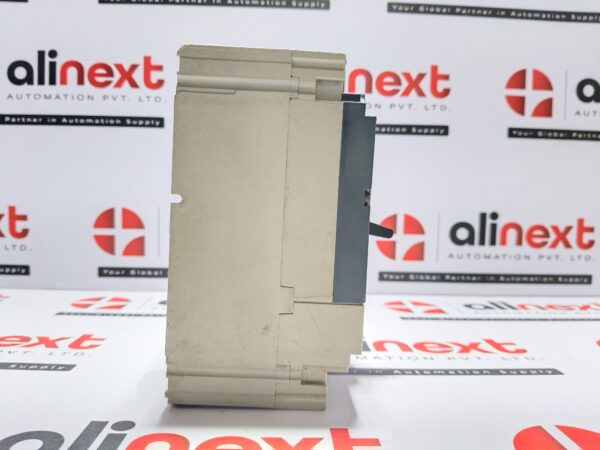 Merlin Gerin Compact NS100N molded case circuit breaker 100A 750V