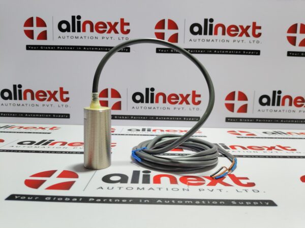 Omron E2E2-X10C1 2m Proximity Sensor 12-24VDC