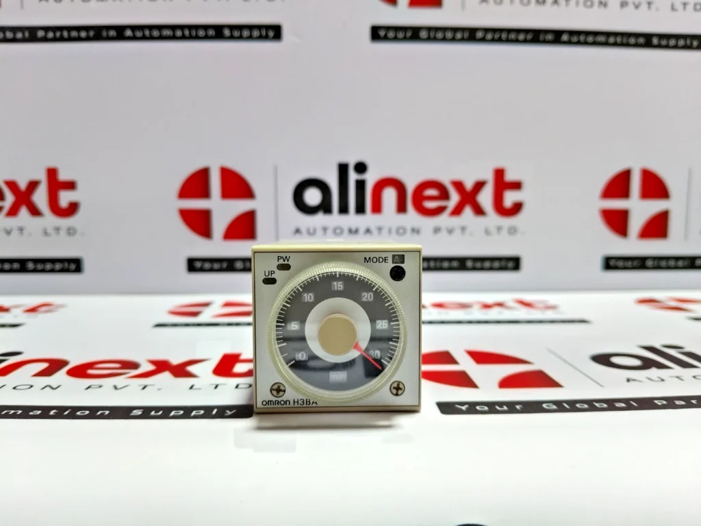 Omron H3BA-N8H timer relay 0-30 Minute 5A 220V