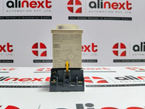 Omron H3CR-A solid-state timer 0 to 1.2 Minute 100-240 VAC / 100-125 VDC