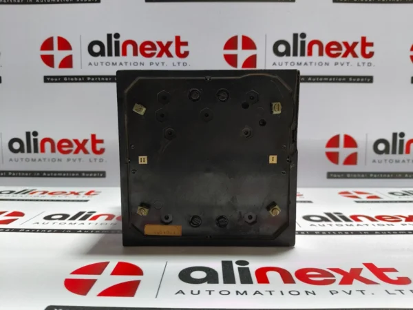 Schlumberger differential voltmeters