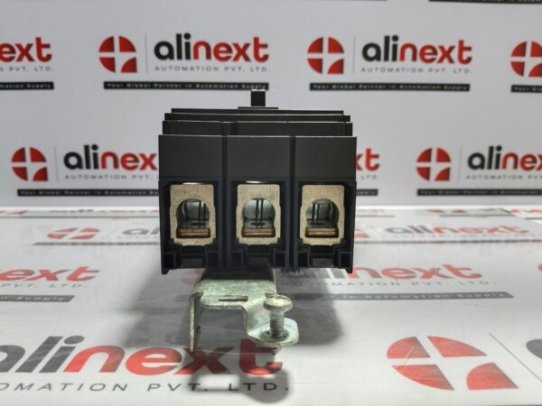 Schneider Electric JJ 250 Powerpact JJA36200CA molded case circuit breaker 200A