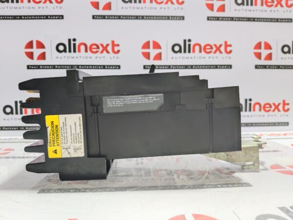 Schneider Electric JJ 250 Powerpact JJA36200CA molded case circuit breaker 200A