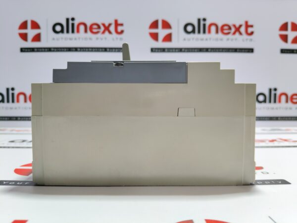 Schneider Electric NSE 100N3032 Compact 750V /50-60Hz