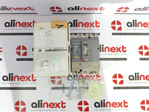 Schneider Electric NSE 100N3032 Compact 750V /50-60Hz