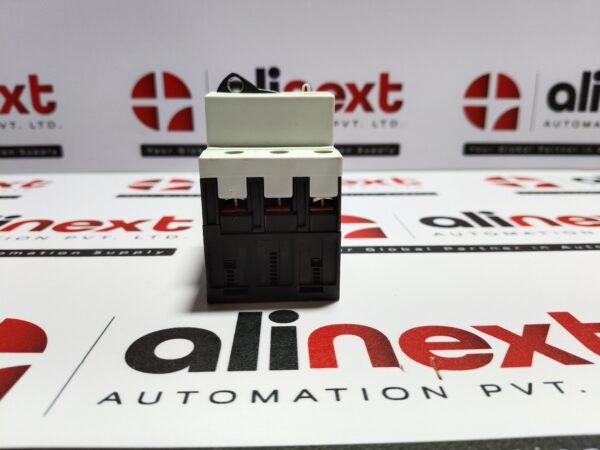 Siemens 3RV1011-0FA10 motor protection circuit breaker