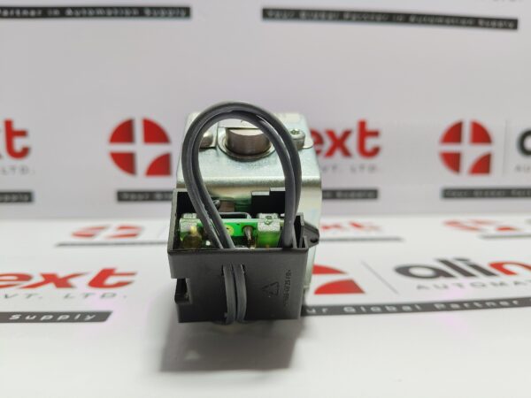 Siemens 3WL9111-0AD06-0AA0 circuit breaker accessory 220VDC/ 230VAC