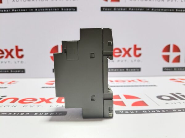 Siemens LOGO! DM8 24R expansion module 6ED1055-1HB00-0BA2 24A