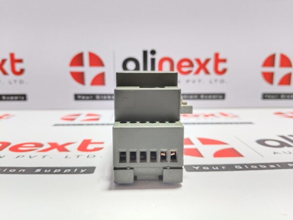 Siemens LOGO! DM8 24R expansion module 6ED1055-1HB00-0BA2 24A