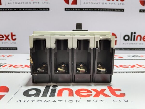 Siemens VL250L circuit breaker 3VL3725-3TF46-0AD1 | 4P | 250A | 415VAC